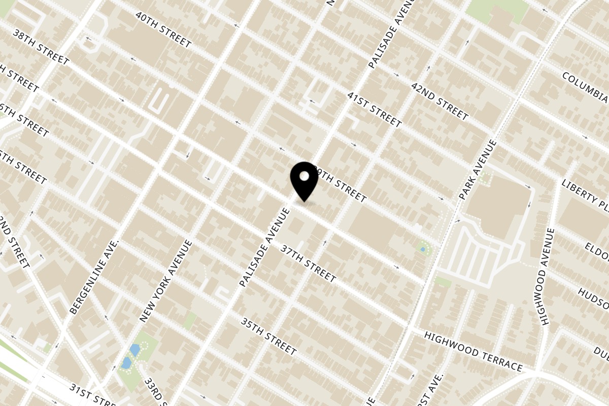 Map showing the location of Gyro Joint N.J. on 3800 Palisade Ave suite c in Union City